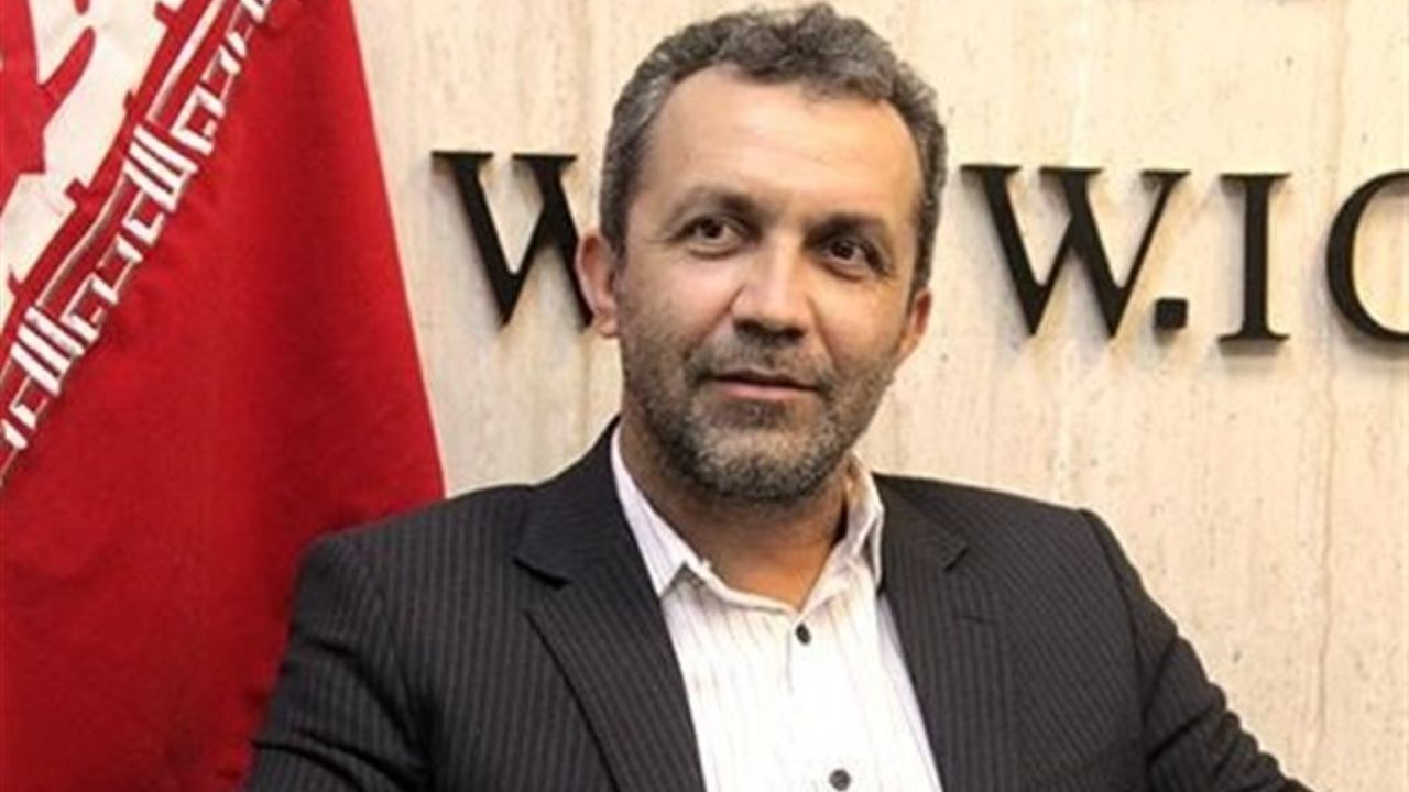 کمک سازمان برنامه و بودجه به فدراسیون فوتبال 52 میلیارد بود/ وزیر ورزش این پول را جای دیگری خرج نکند