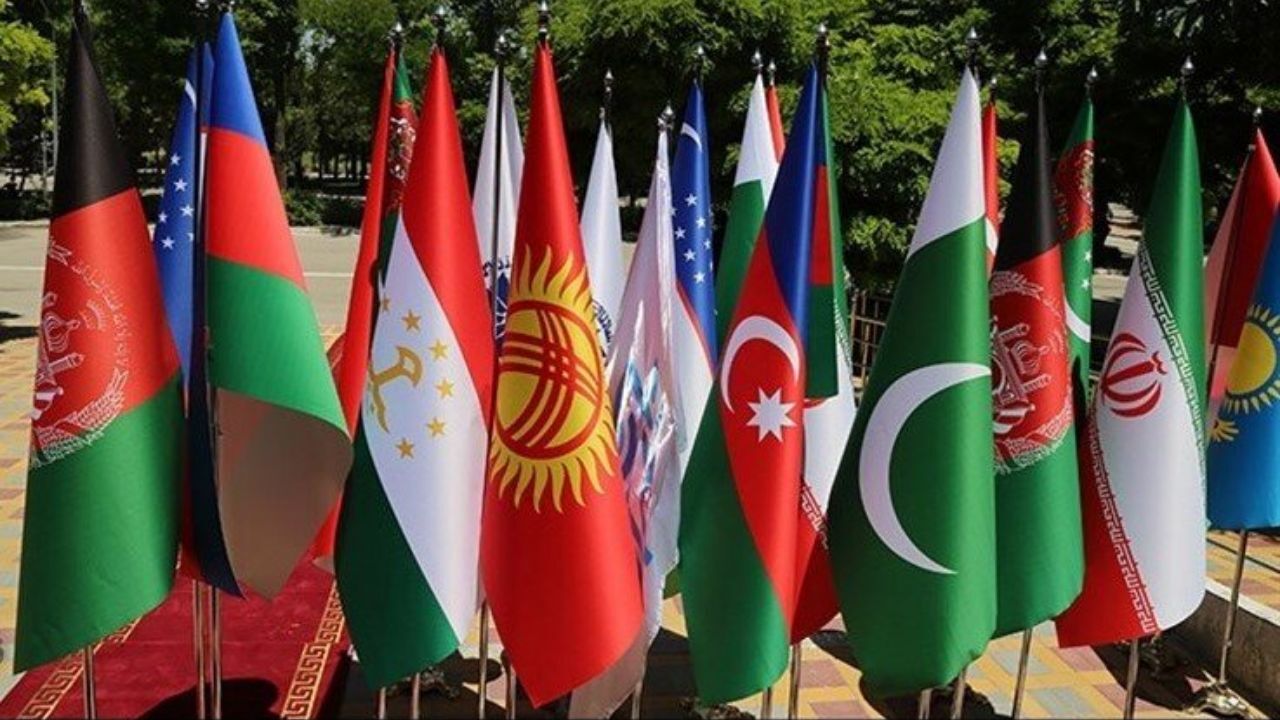 پیشنهاد پول مشترک اکو را مطرح کردیم/ کشورهای همسایه از ایران گلایه دارند/ نباید همه ظرفیت کشور صرف برجام شود
