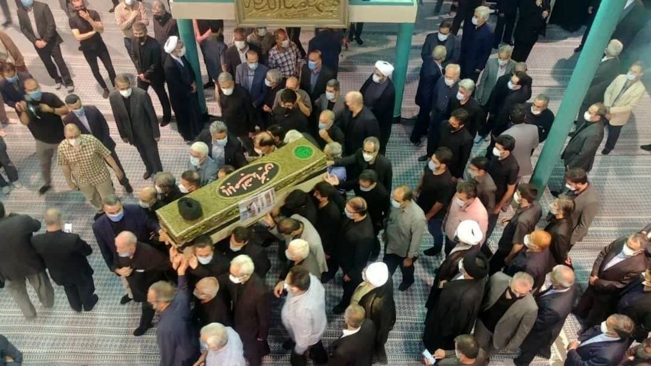 مراسم تشییع محتشمی‌پور در حسینیه جماران برگزار شد