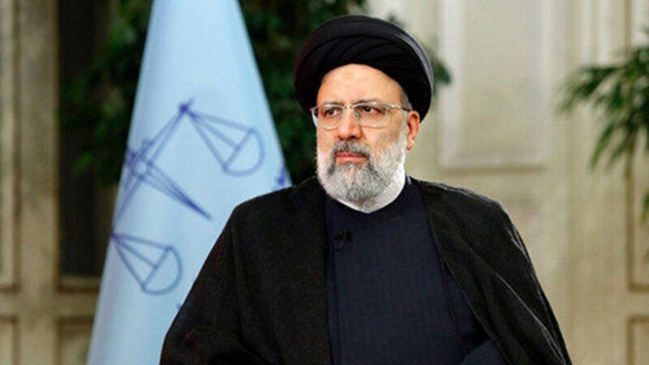 شرط مدیر موفق بودن، مردمی بودن است