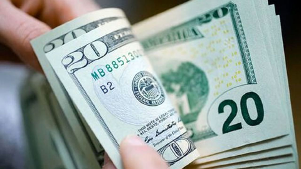 بانک‌های کوبا دیگر دلار آمریکا را قبول نمی‌کنند
