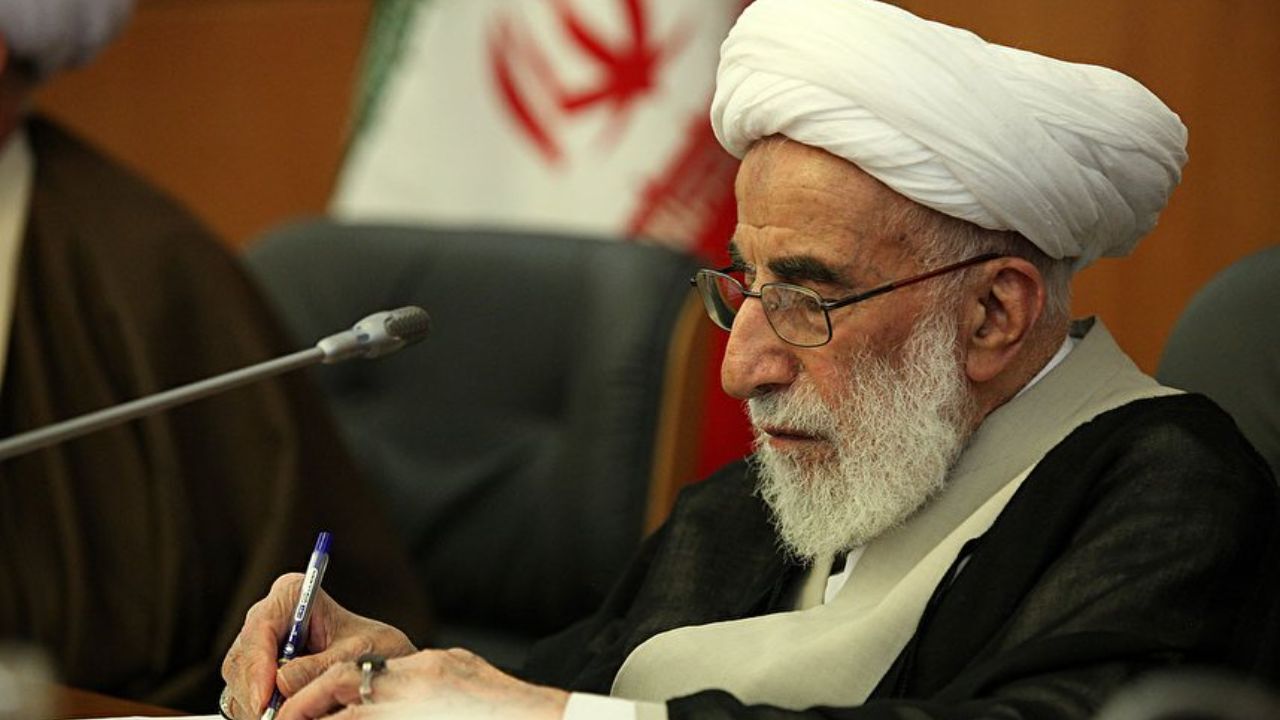 مردم با شرکت در انتخابات توطئه بدخواهان را خنثی نمودند / انتخابات برگ زرین دیگری از مردم‌سالاری دینی در تاریخ کشورمان بود