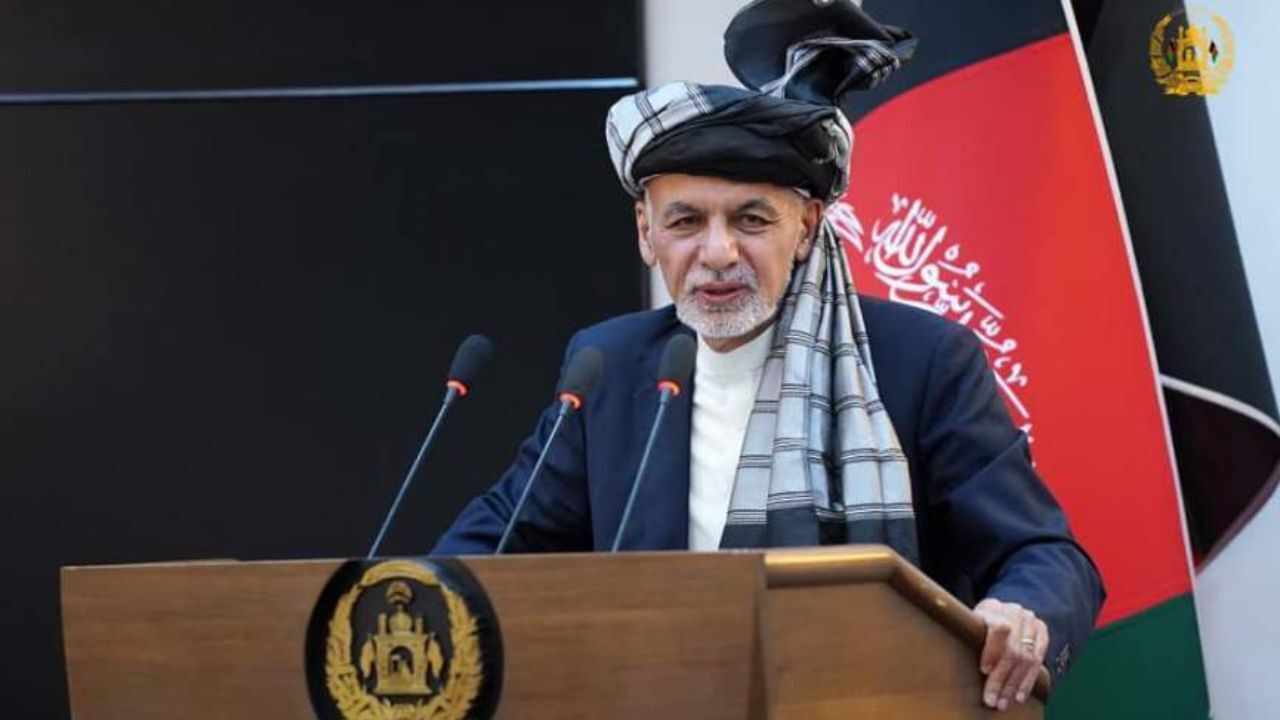 اشرف غنی در تماس تلفنی با رئیسی پیروزی وی را تبریک گفت