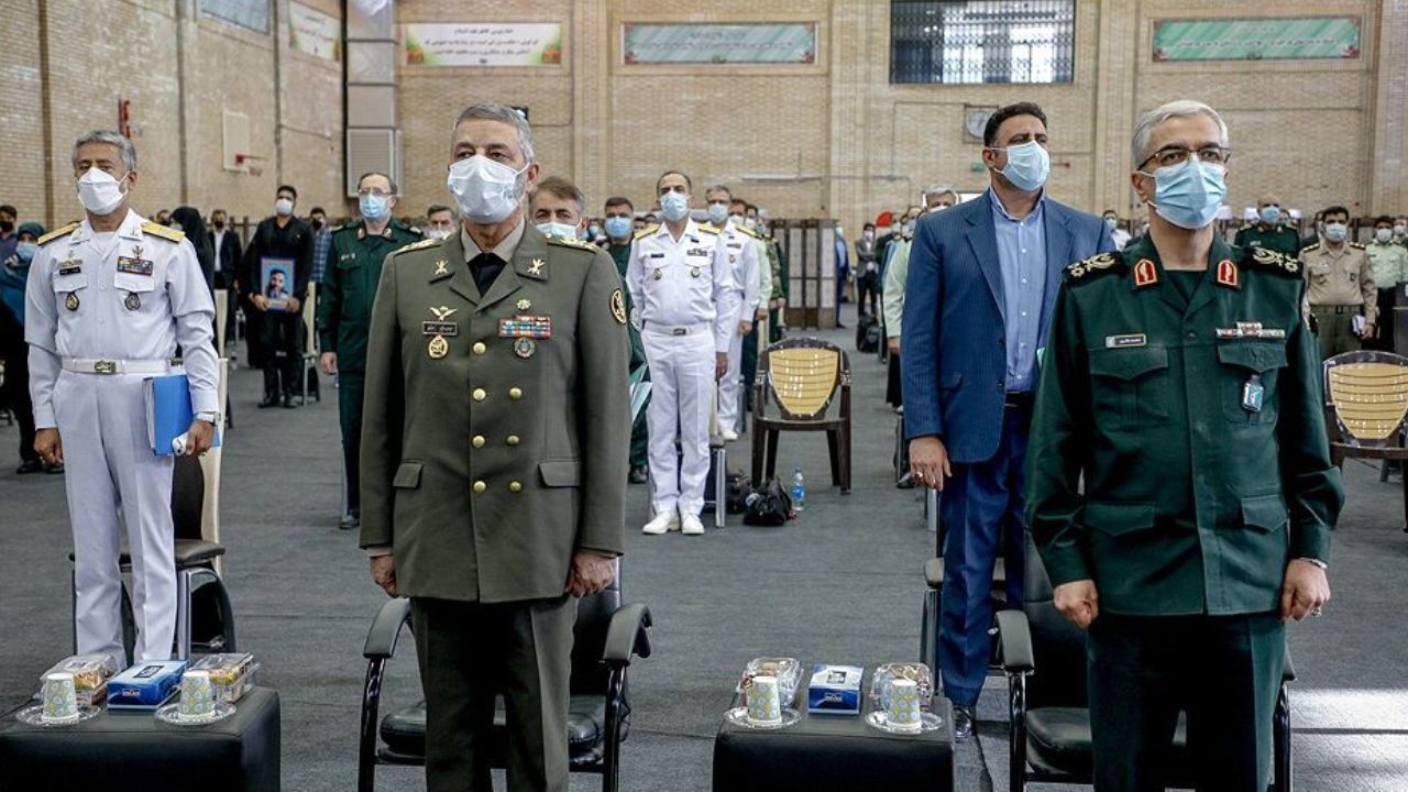 مراسم اعطای «نشان شفا» به مدافعان سلامت نیروهای مسلح برگزار شد
