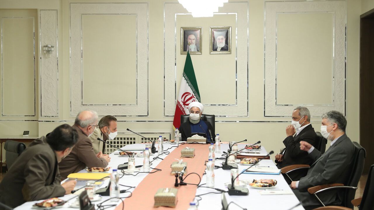 روحانی: عملیات واکسیناسیون با حل مشکل واردات سرعت می گیرد