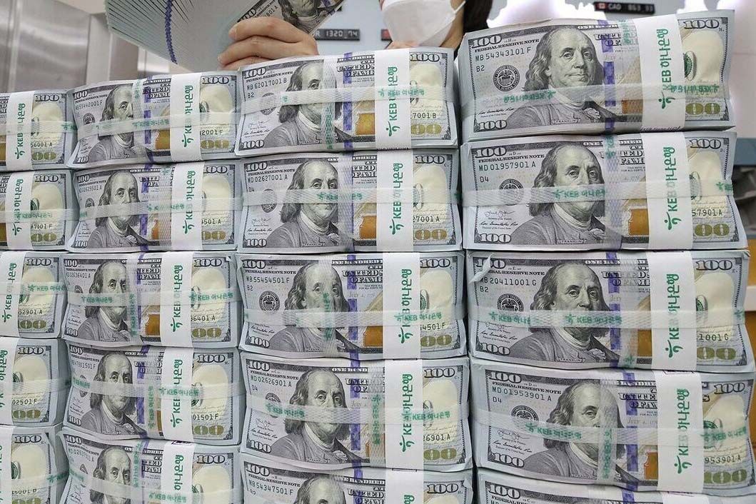 آزادسازی دارایی‌های مسدود شده ایران به روایت بلومبرگ/ دارایی‌های ایران چقدر است؟