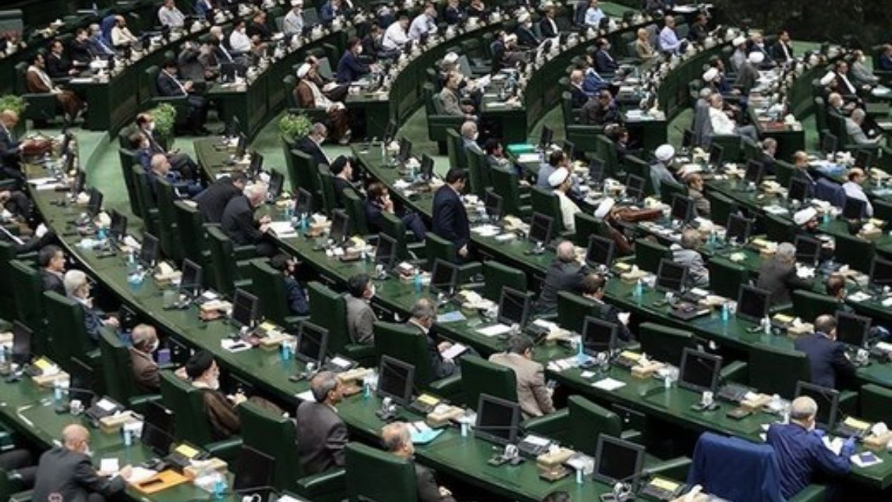 مجلس با دوفوریت طرح اصلاح سازوکار بررسی لایحه بودجه موافقت کرد
