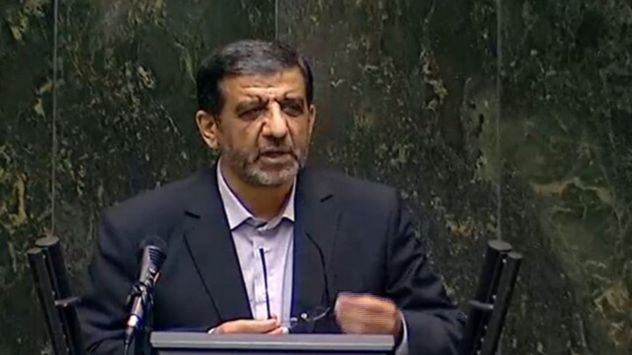 طرفدار لغو روادید هستم