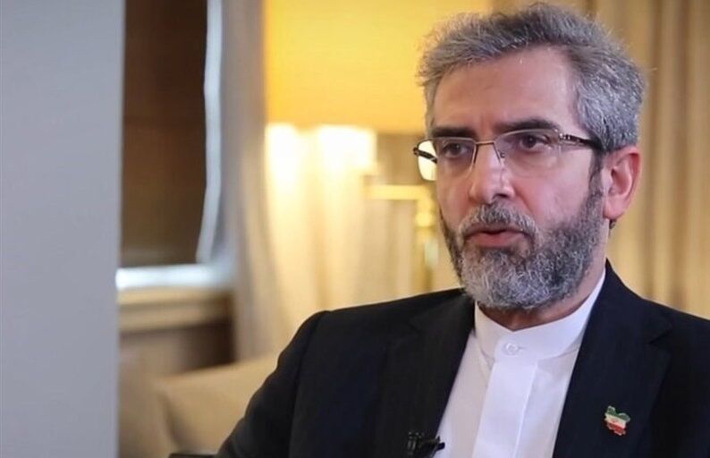 گفت‌وگوی باقری و مورا دربارۀ رفع تحریم‌ها