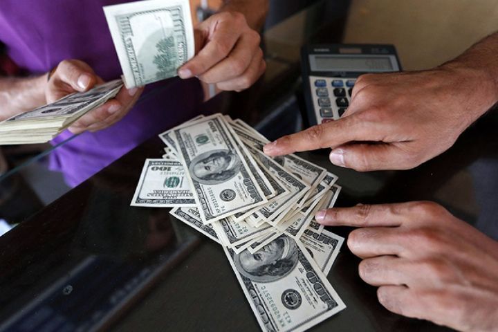 پیش‌بینی قیمت دلار در هفته اول آذرماه؛ دلار پرواز می‌کند؟!