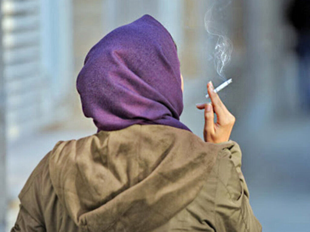 استعمال دخانیات در دختران سن ۱۳ تا ۱۵ سال حدود ۱۳۵ درصد افزایش یافت!