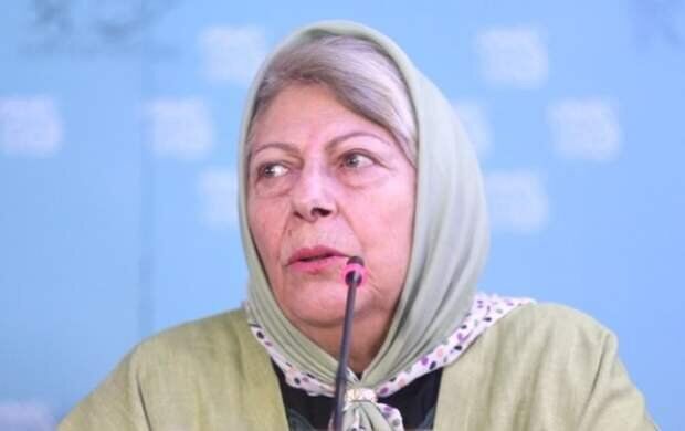  ثریا قاسمی خبر به سرپرستی گرفتن «آرتین» را تکذیب کرد