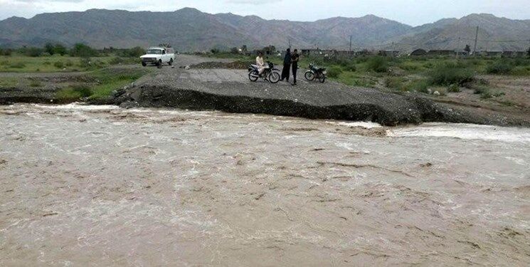 سیل امروز مشهد نتیجه بی‌توجهی به اعتراض سه سال پیش فعالان محیط زیستی به تخریب کوه‌ها توسط نهادهای خاص 