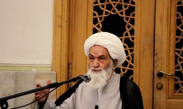توصیه آیت‌الله دوزدوزانی به مسئولان: مبادا قدم کج بگذارید؛ نمی‌توانیم کار اشتباه بکنیم و بعد عذرخواهی کنیم