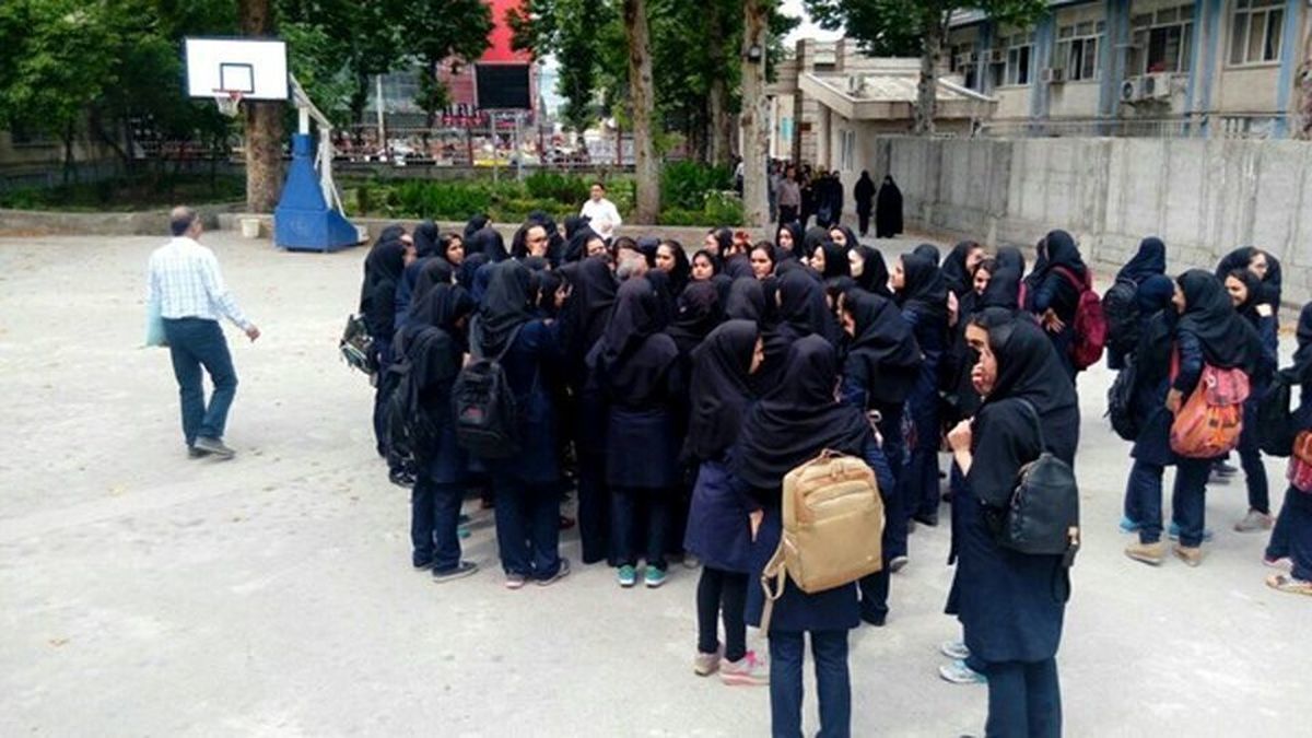 اجازه بدهید پزشکان به موضوع مسمومیت ورود کنند