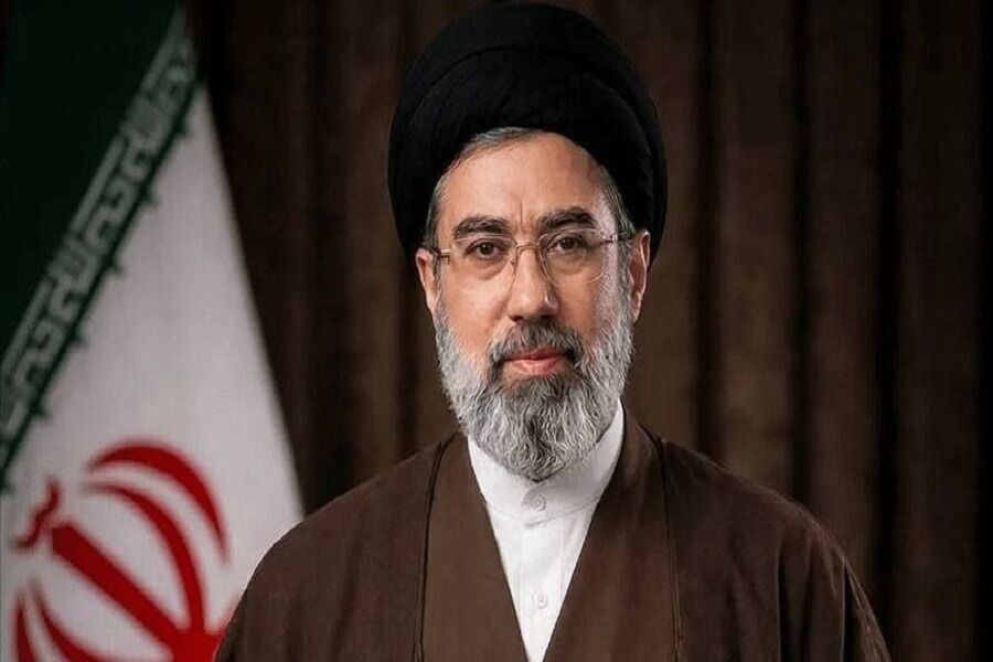 رهبر انقلاب: حماسه‌آفرینی‌های ملت ایران بار تکلیف مسئولان را سنگین‌تر از گذشته می‌کند