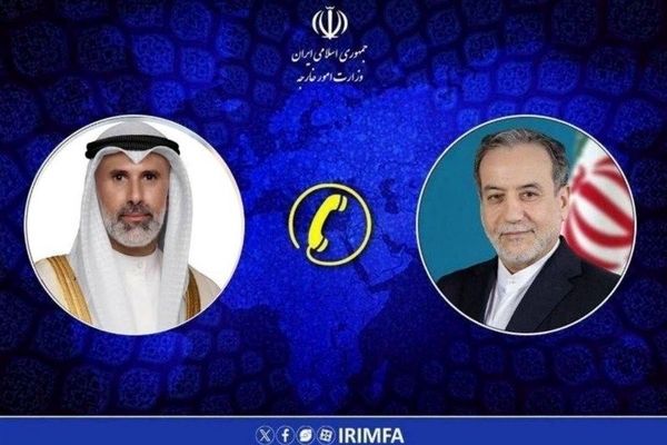 گفت‌وگوی وزرای خارجه ایران و کویت/ عراقچی: ضرورت گفت‌وگو با کشورهای حاشیه خلیج فارس به منظور رفع ابهامات/ امیدواریم که توافق با آمریکا، به احیای صلح در منطقه منجر شود