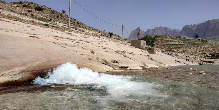غرق‌شدن کودک ۲ساله در چشمه دیمه