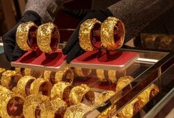 قیمت طلا امروز شنبه ۱۰ مرداد ۱۴۰۵ / طلای ۱۸ عیار ۱۹ میلیون تومانی می‌شود؟