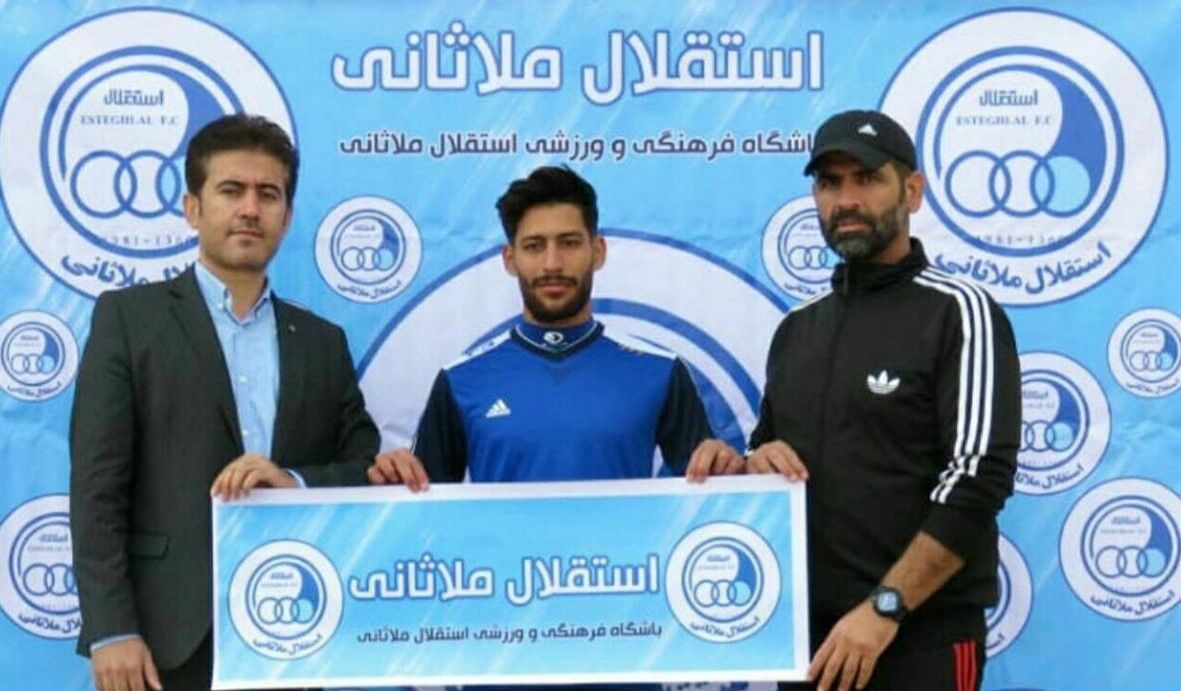 ستاره استقلال دست‌فروش شد! + عکس