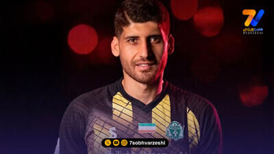 احسان موحدیان گلر سابق تراکتور در لیگ دسته سه! 