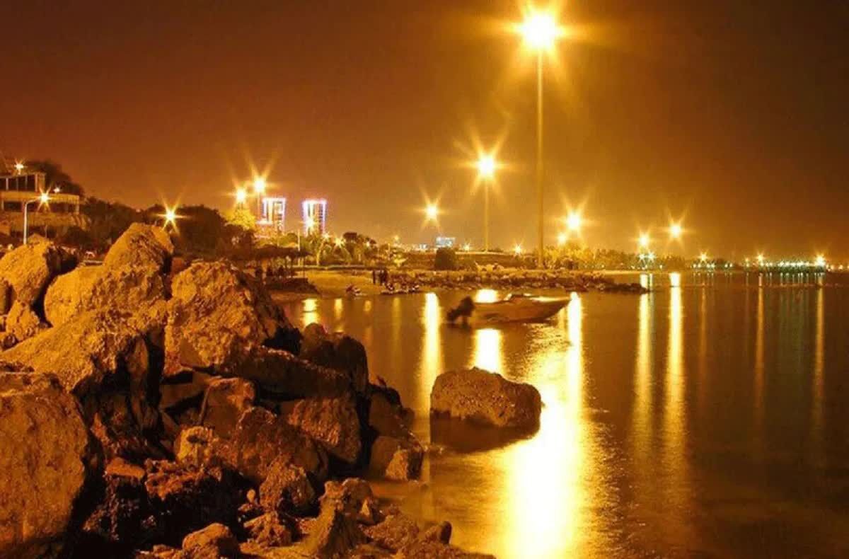 صدای انفجار در بندرعباس، سیریک، کنگان، بندر دیر، عسلویه، چابهار و جاسک / صداوسیما: صدای ۱۲ انفجار در استان بوشهر شنیده شد