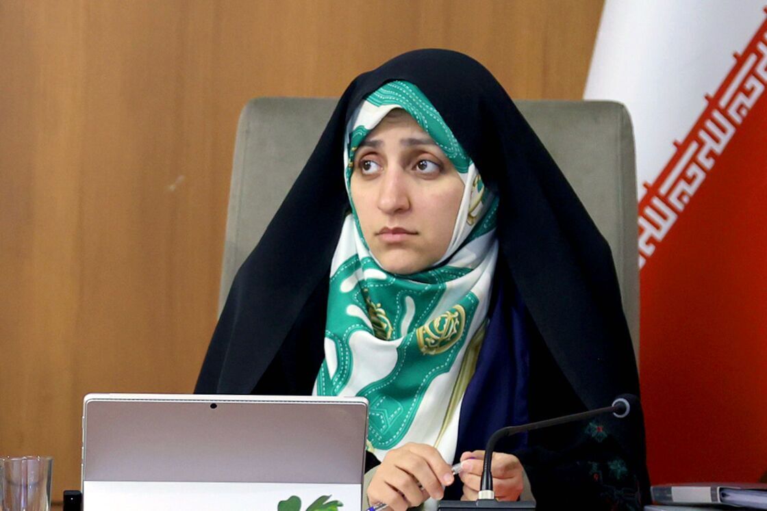 بهروزآذر: وظیفه ما پیگیری دغدغه‌های ۴۰ میلیون زن ایرانی با هر پوشش، زبان و هر قومیت است/ رکورد انتصابات بانوان در دولت چهاردهم شکسته شد