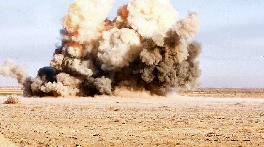 انفجار مین در مرز مهران به دلیل ورود غیر قانونی اتباع افغانستانی؛ 1 نفر کشته و 4 نفر زخمی شدند