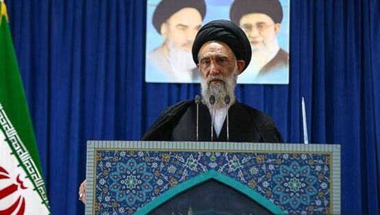 جوانان تشنه دانستن هستند؛ قبل از فریب آنها توسط دشمن، با فرهنگ ایثار و شهادت آشنای‌شان کنیم