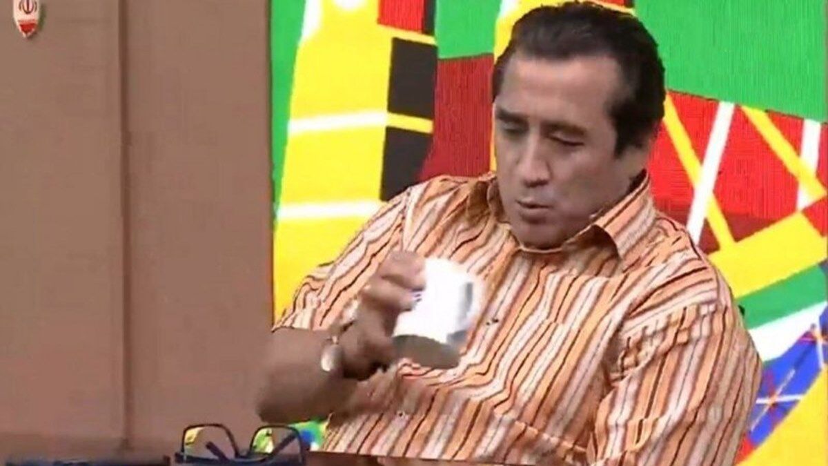 حمله ‌شدیدالحن ستاره سابق استقلال به خداداد عزیزی