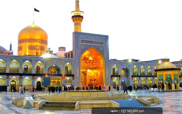نصب پرچم سیاه بر گنبد حرم رضوی+عکس 