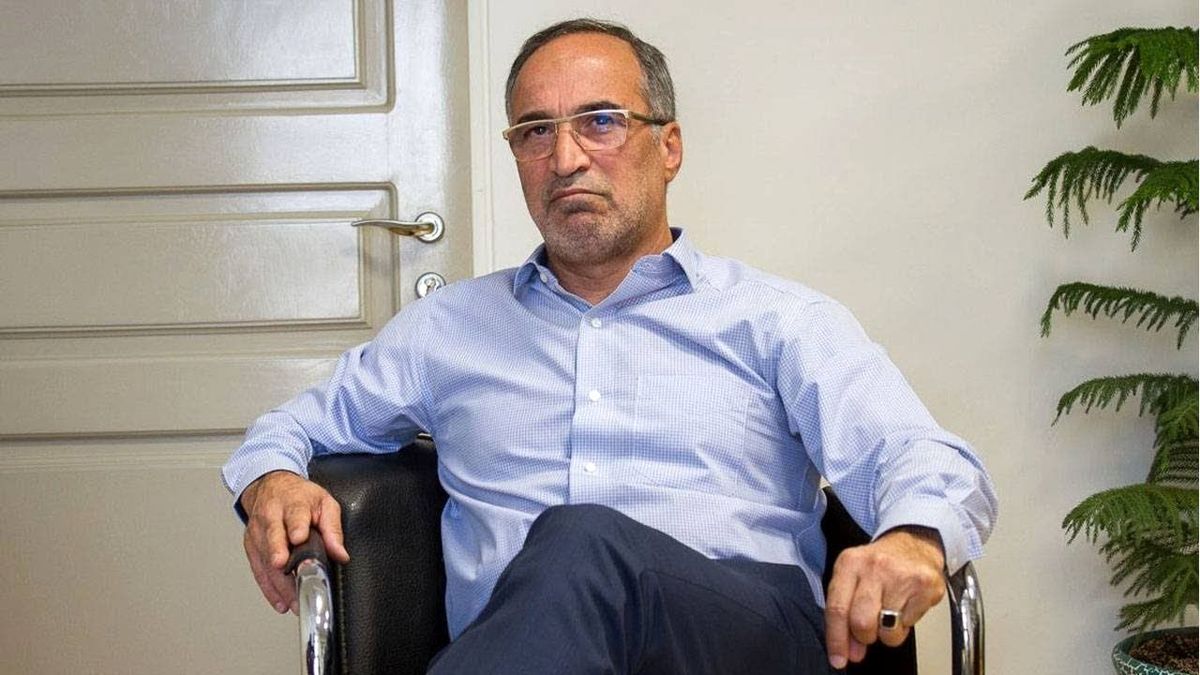 در شرایطی که جامعه عصبانی است نمیشود رفراندوم برگزار کرد / ابتدا باید نمایندگان مجلس استیضاح شوند
