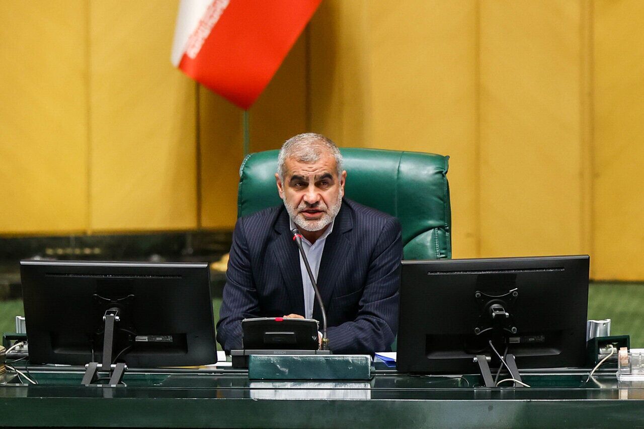 نیکزاد: اختلاف ایران و آمریکا ریشه‌ای و مبنایی است و حل نخواهد شد / تسخیر لانه جاسوسی، اقدام هیجانی و بی‌منطق نبود + ویدئو