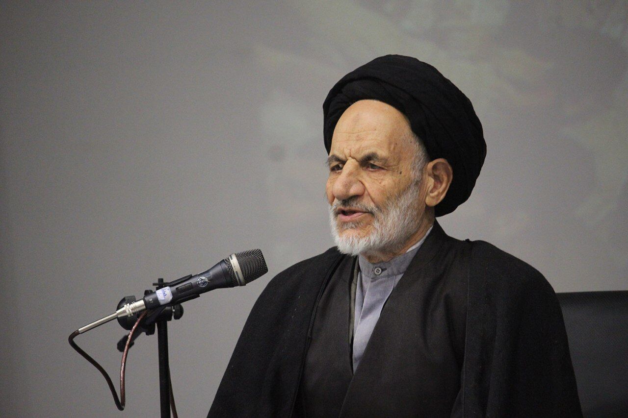 دشمن دنبال هرج و مرج و نفوذ در ارکان نظام است
