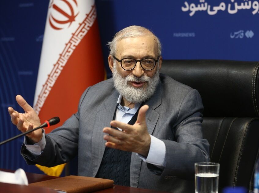 کلینتون گفته فقط می‌خواهیم به احکام اسلامی در ایران مانند حجاب موقتا عمل نشود