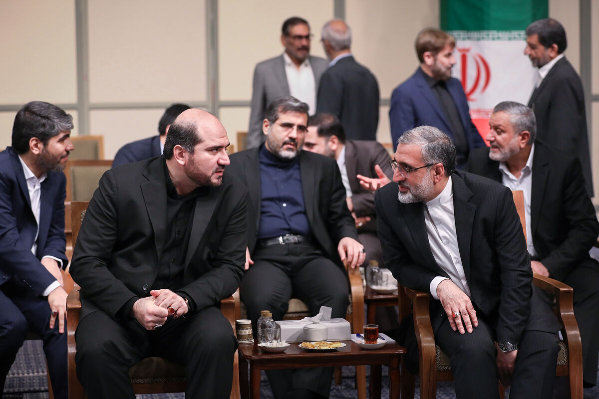 اعتراض روزنامه جوان به نامه ۲۱ دولتمرد رئیسی به شورای نگهبان؛ رفتار دولتی‌ها ناپخته است