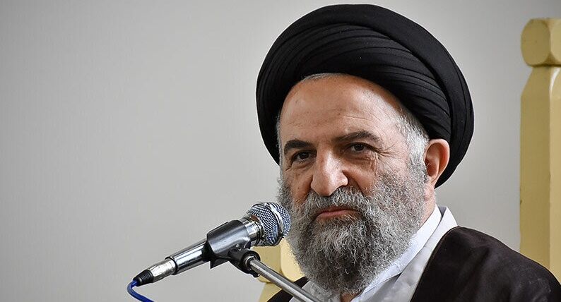می‌گویند حجاب در اولویت نیست؛ عرضه ندارند مسائل اقتصادی را حل کنند مسائل فرهنگی را هم رها می‌کنند، لایحه جدید مجلس درمورد حجاب خیلی می‌تواند موثر باشد