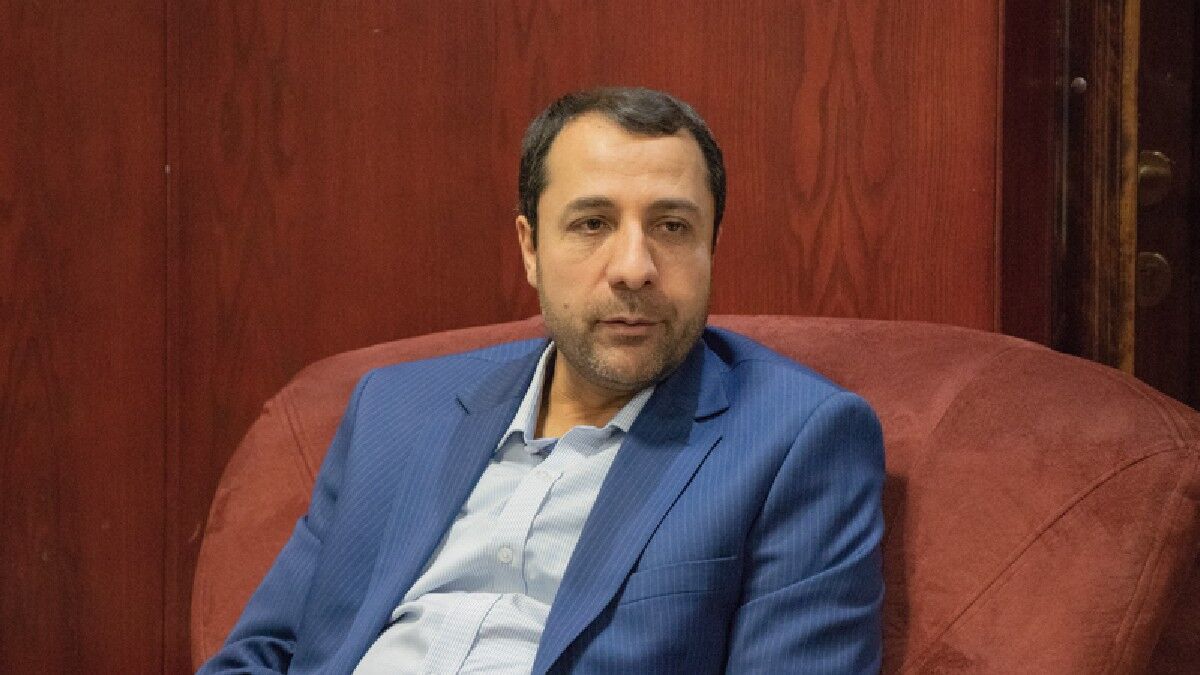 واکنش یک روزنامه به اظهارات علی صالح‌آبادی؛ افزایش دستمزد کارگران به شما مربوط نیست