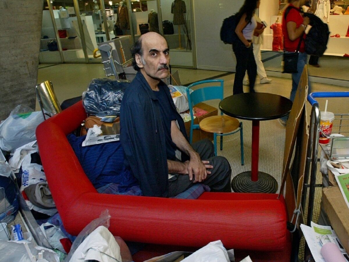 زندگی اسرار‌آمیز مرد ترمینال؛ پناهجوی ایرانی که ۱۸ سال در یک فرودگاه حبس شد