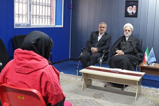 قوه قضاییه: بر اساس بخشنامه تبیین حقوق بازداشت شدگان؛ الزام زنان به استفاده از چادر ممنوع است