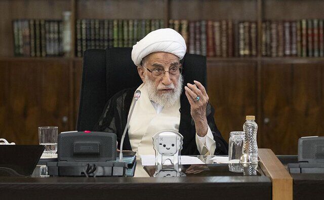 دشمن وضعیت اقتصادی را بحرانی نشان می‌دهد