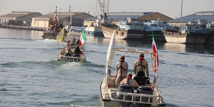 شناور حامل کالا قاچاق درآبهای خلیج‌فارس توقیف شد
