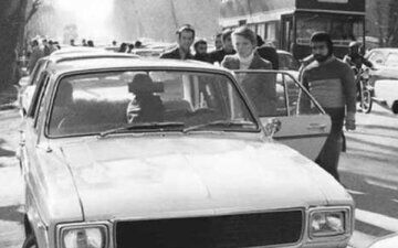 قیمت‌های باورنکردنی پلاک تاکسی پیش از انقلاب؛ پلاک تهران 50 هزار تومان + عکس