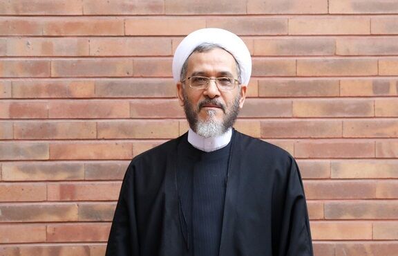 امام خمینی حکومت پهلوی را به خاطر ظلم بر مردم، خیانت به کشور و قتل‌عام مردم طاغوتی می‌دانست