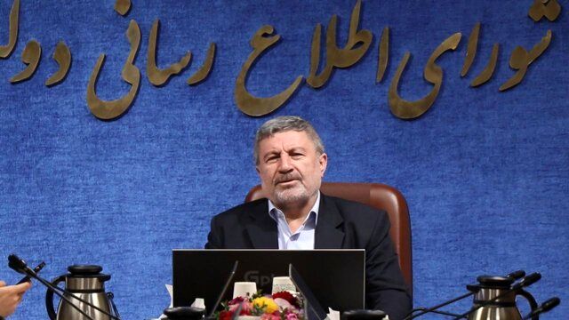 حضرتی: آقای پزشکیان همواره تاکید داشته که گشت ارشاد یا حجاب‌بان نتیجه‌بخش نیست؛ این مواضع به‌معنای بی‌توجهی به ناهنجاری‌های اجتماعی نیست/ در گزارش وزارت اطلاعات به رهبری بحث «برهنه‌نمایی» تنها یکی از این موارد بود
