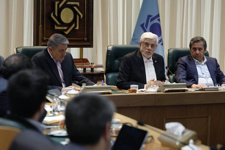 Iranian VP Claims U.S. Psychological Operations Target Domestic Currency Market