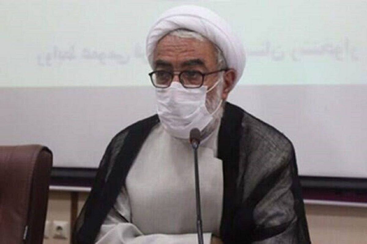 با نفوذی‌های به‌ اصطلاح دانشجو برخورد شود/ اقلیتی در دانشگاه‌ها به دنبال فضاسازی‌اند
