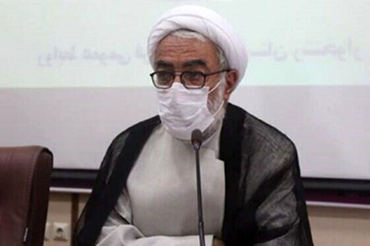 با نفوذی‌های به‌ اصطلاح دانشجو برخورد شود/ اقلیتی در دانشگاه‌ها به دنبال فضاسازی‌اند