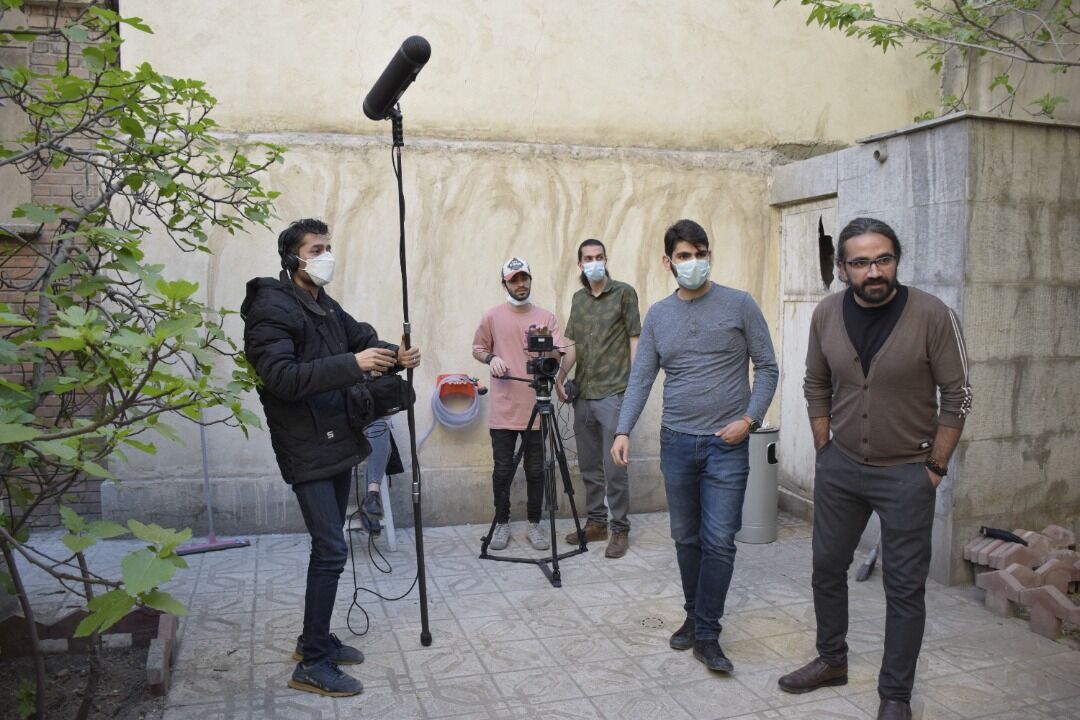 «حاصل» به فرانسه می‌رود

