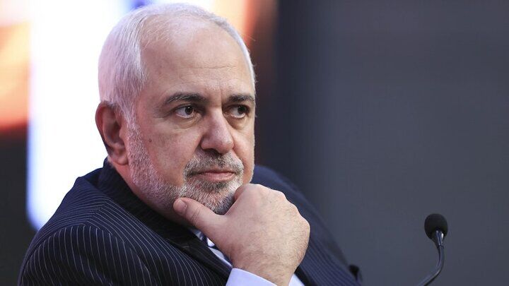 هشدار ظریف درباره یک خطر داخلی: نگذاریم از دستاوردهای ایران روایت «ذلت» ساخته شود/با عبور از تهدیدمداری این فرصت تاریخی را برای نسل‌های آینده حفظ کنیم